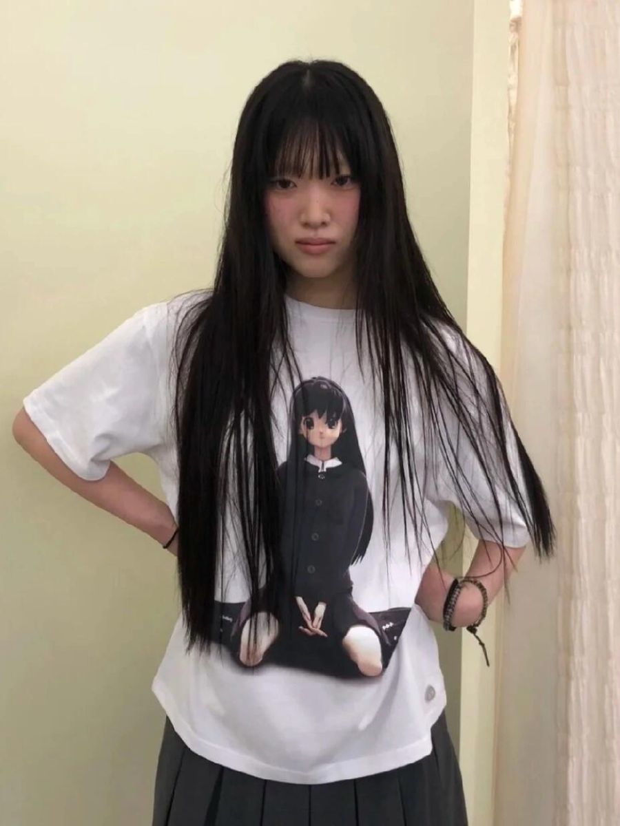 NEWJEANS  T-SHIRT 100% COTTON